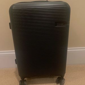 Brookstone Nelson 21" Hardside Carry-On Spinner